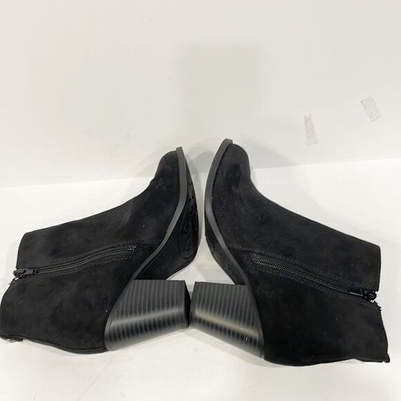 Mia Amour Elizabeth Women’s Black Memory Foam Footbed Slip On Chelsea Boots - Picture 6 of 11